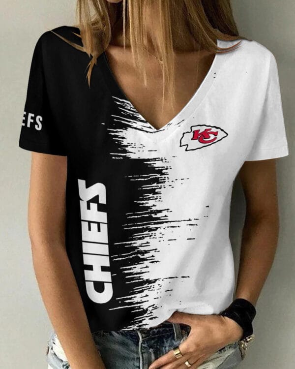 Kansas City Chiefs Summer V-neck Women T-shirt BG16 - Image 3