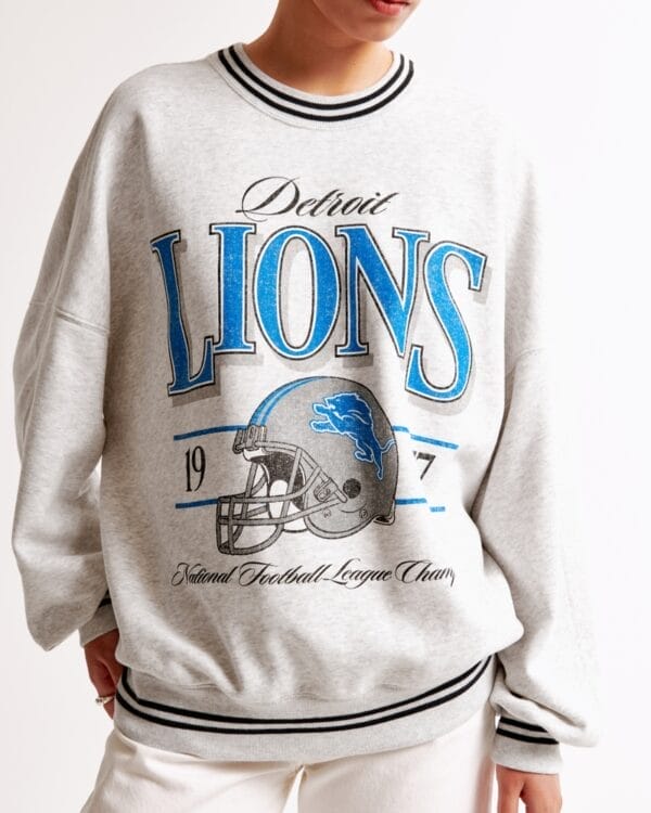 Detroit Lions Graphic Oversized Sunday Women Sweatshirt Crew AMCWSS0016 - Image 2