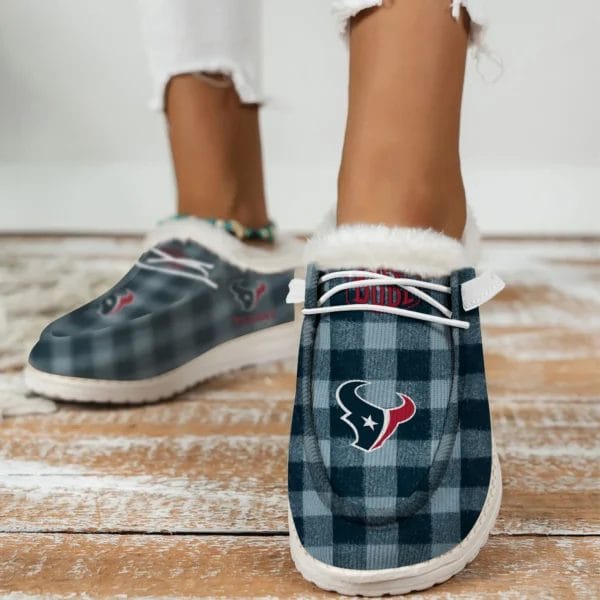 Houston Texans Fuzzy Dude Shoes Winter Collection AMCFDUDE000077 - Image 4
