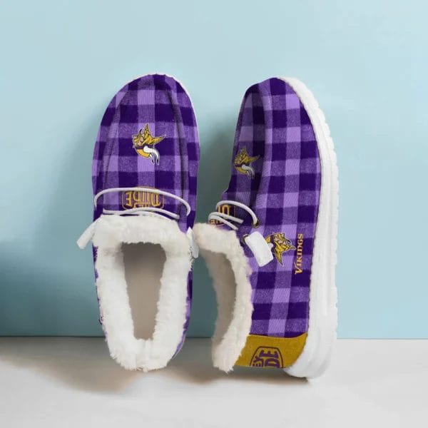 Minnesota Vikings Fuzzy Dude Shoes Winter Collection AMCFDUDE000085 - Image 2