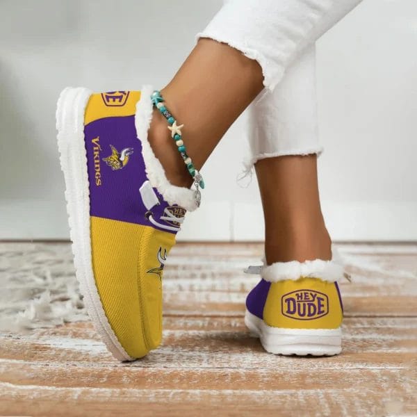 Minnesota Vikings Fuzzy Dude Shoes Winter Collection AMCFDUDE000021 - Image 3