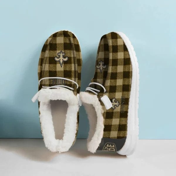 New Orleans Saints Fuzzy Dude Shoes Winter Collection AMCFDUDE000087 - Image 2