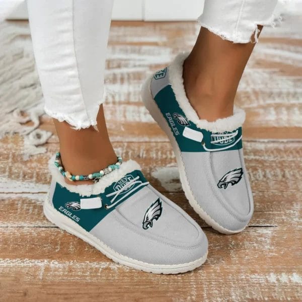 Philadelphia Eagles Fuzzy Dude Shoes Winter Collection AMCFDUDE000026