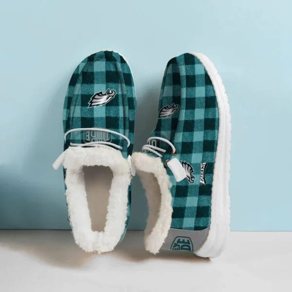 Philadelphia Eagles Fuzzy Dude Shoes Winter Collection AMCFDUDE000090 - Image 2
