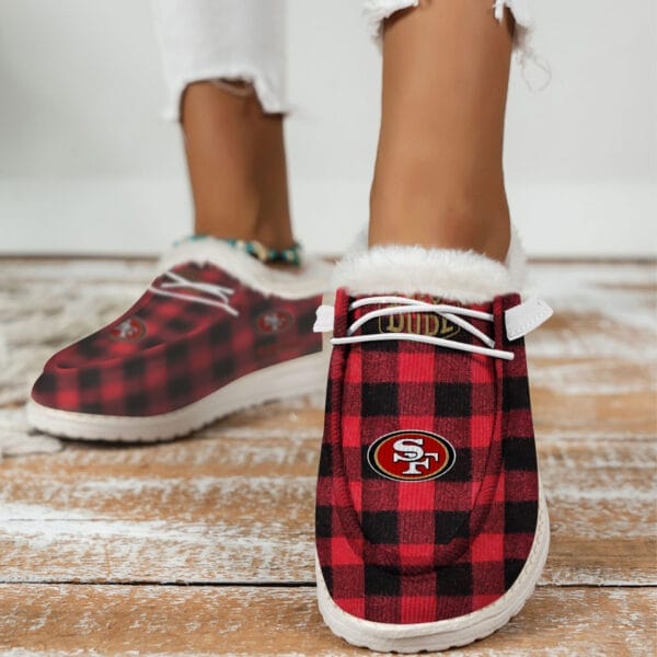 San Francisco 49ers Fuzzy Dude Shoes Winter Collection AMCFDUDE000093 - Image 4