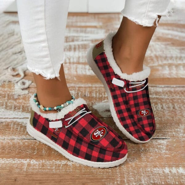 San Francisco 49ers Fuzzy Dude Shoes Winter Collection AMCFDUDE000093