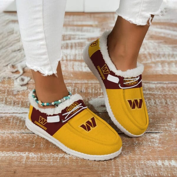 Washington Commanders Fuzzy Dude Shoes Winter Collection AMCFDUDE000063