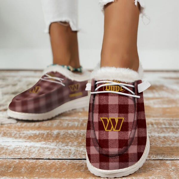 Washington Commanders Fuzzy Dude Shoes Winter Collection AMCFDUDE000096 - Image 4