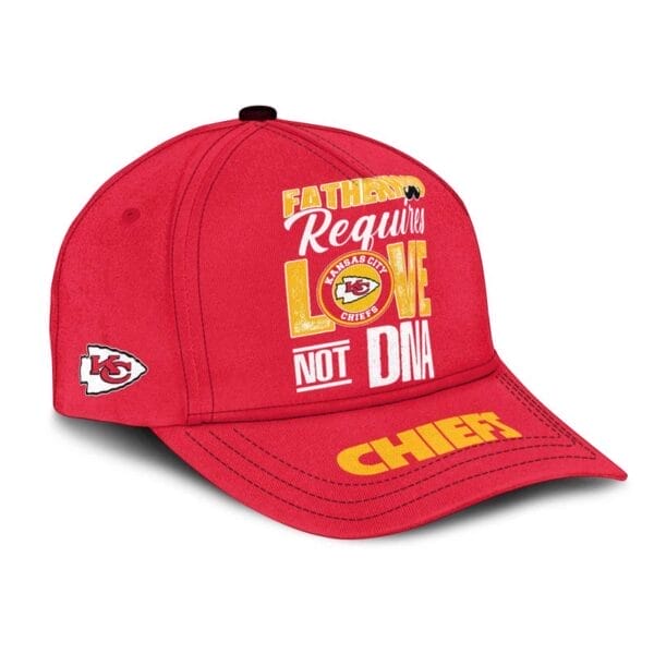 Kansas City Chiefs Personalized Limited Edition Classic Cap Gift For Father's Day AMCCAP000044 - Image 2